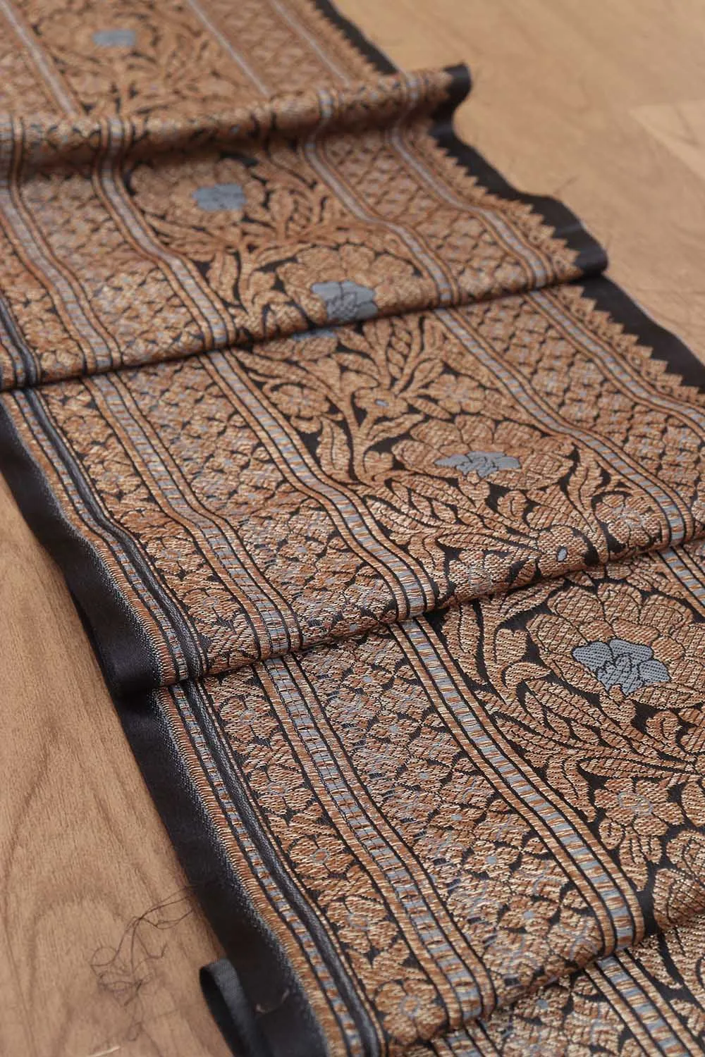 Black Banarasi Silk Lace ( 4 Mtr )