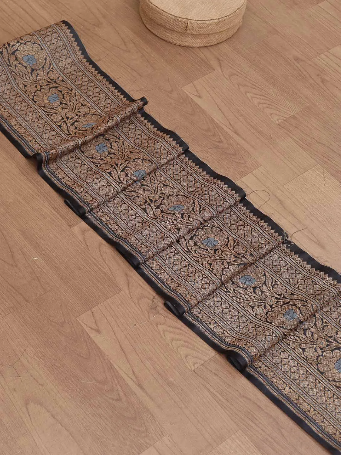 Black Banarasi Silk Lace ( 4 Mtr )
