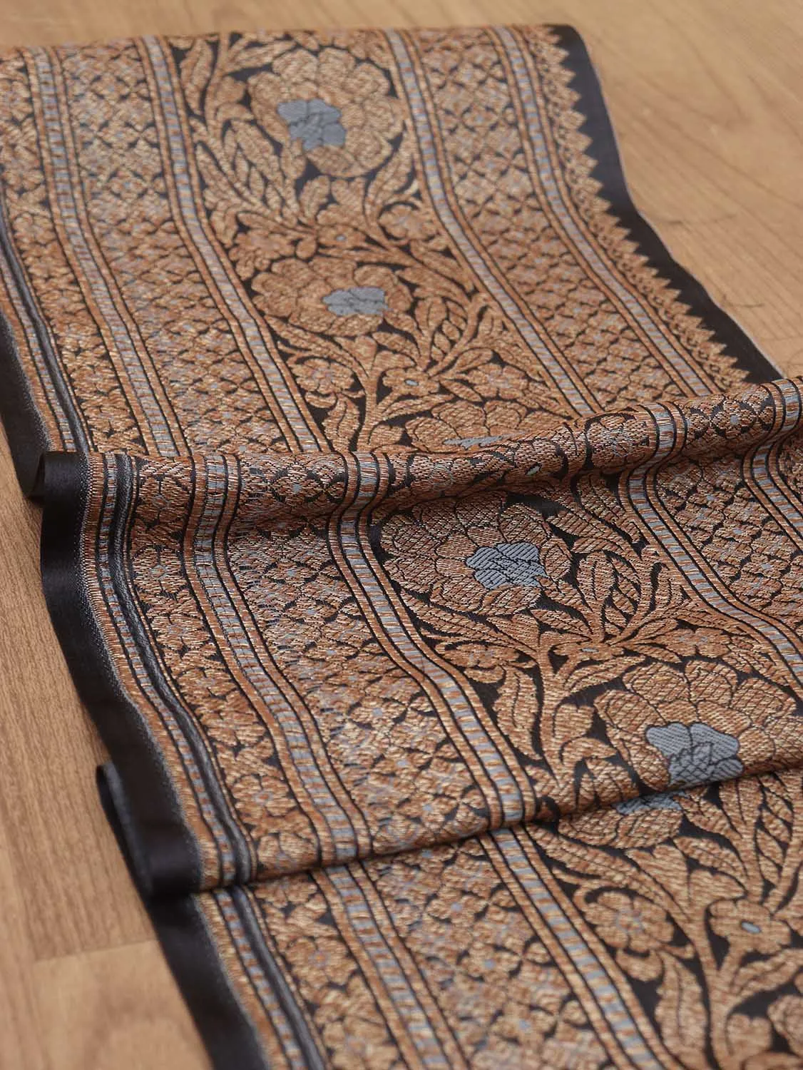 Black Banarasi Silk Lace ( 4 Mtr )