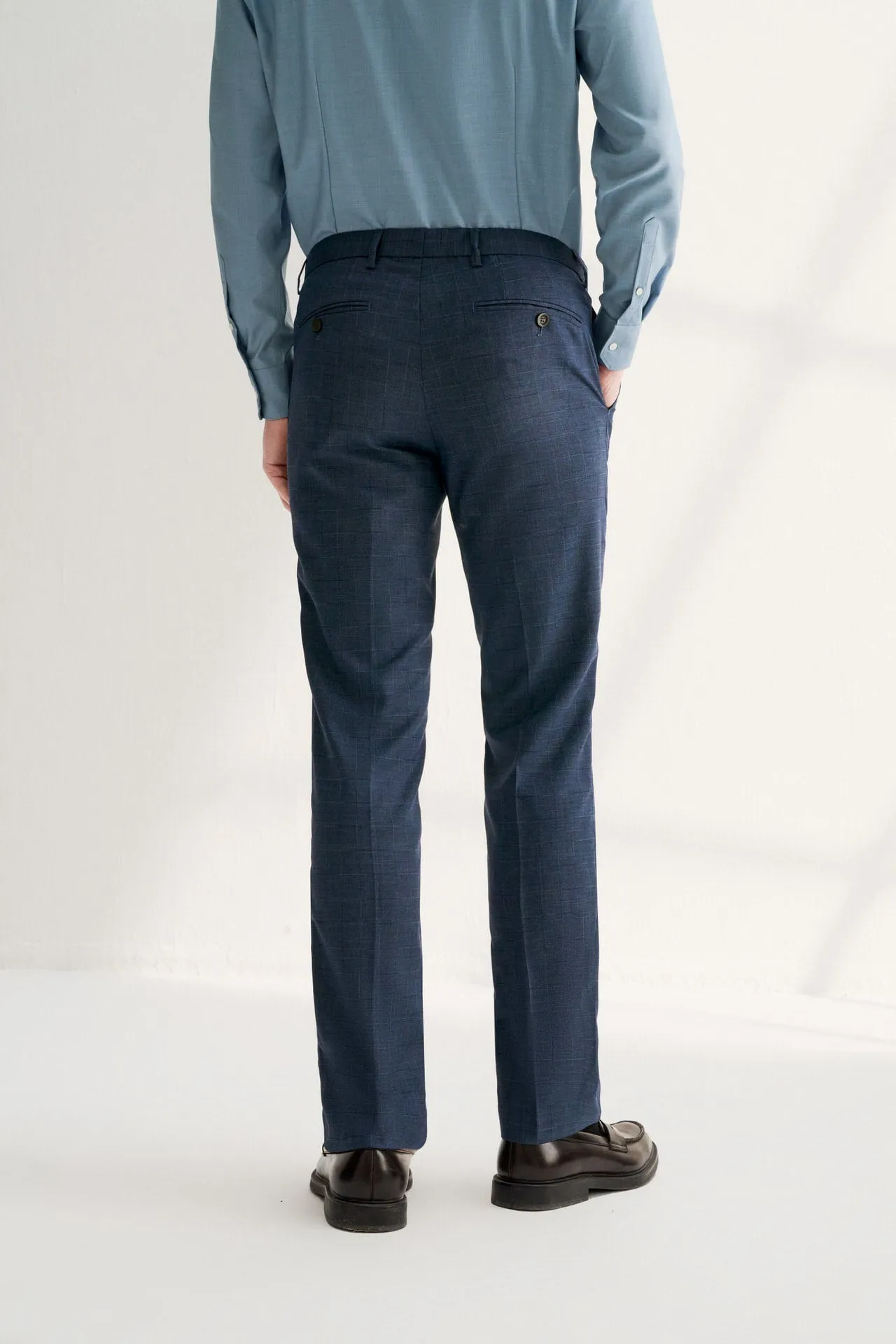 Blended Stretch Prince of Whales Check Suit Pants in Slim Fit