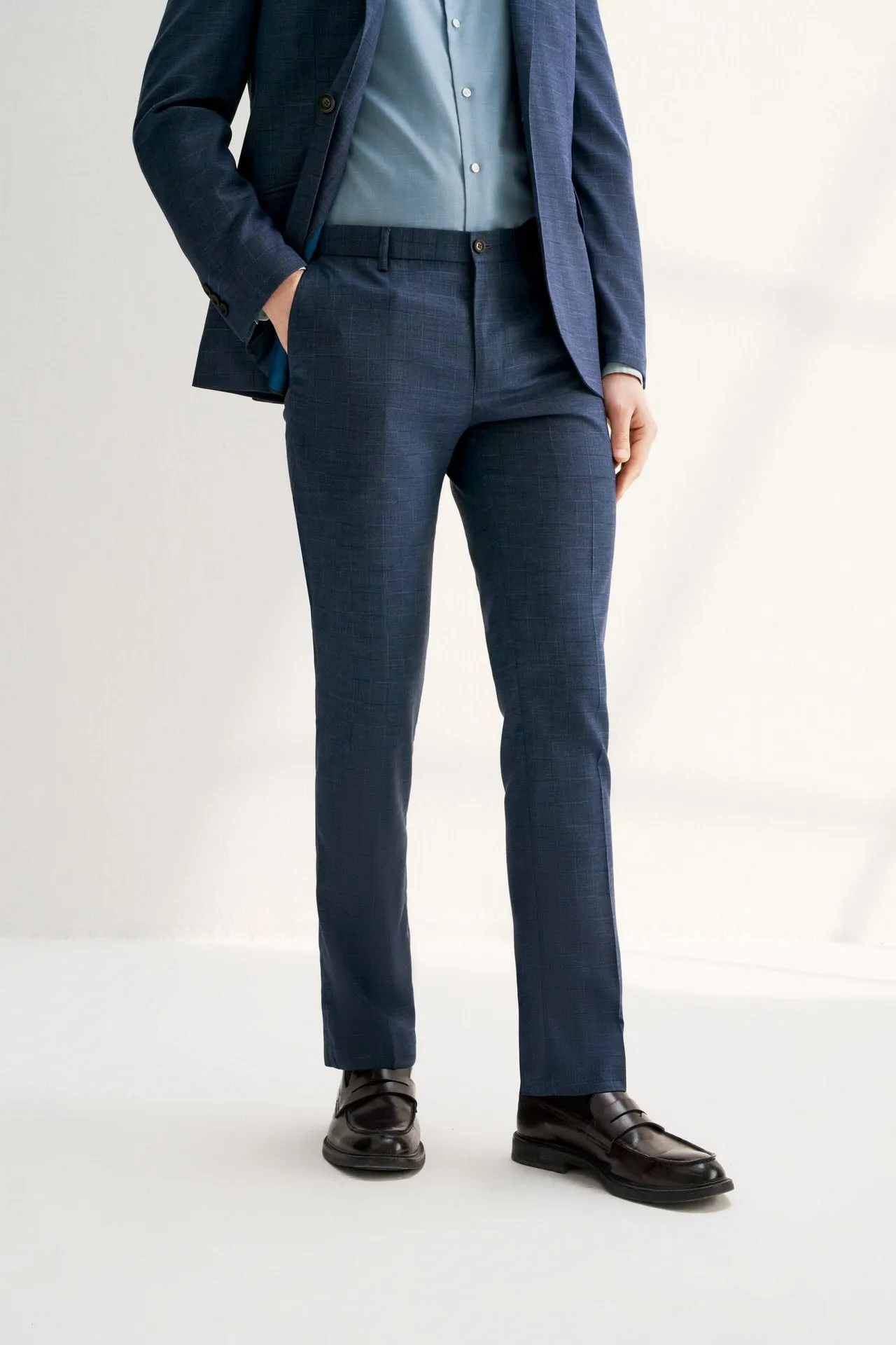 Blended Stretch Prince of Whales Check Suit Pants in Slim Fit