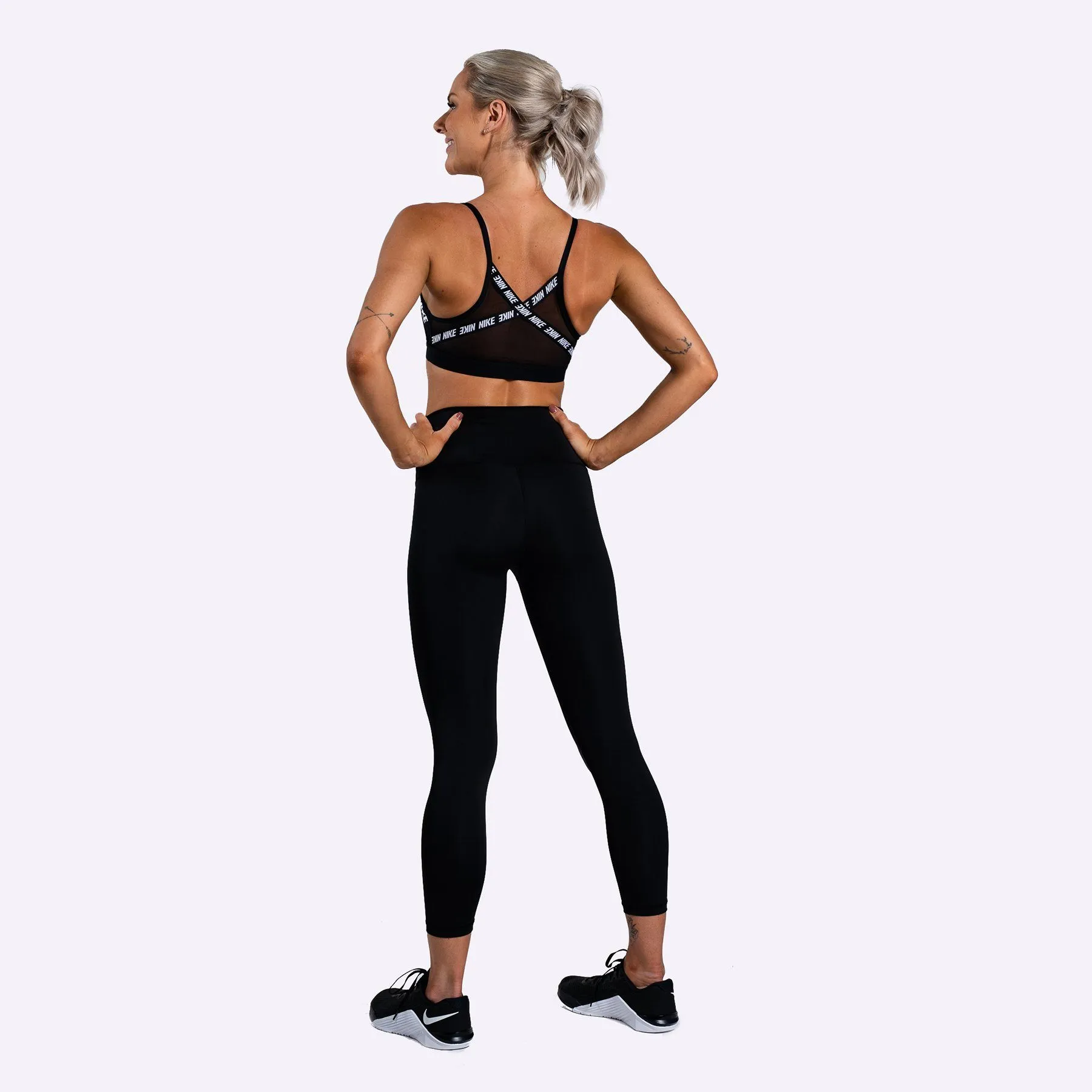 Nike - Indy Women's Light-Support Logo Sports Bra - BLACK/WHITE